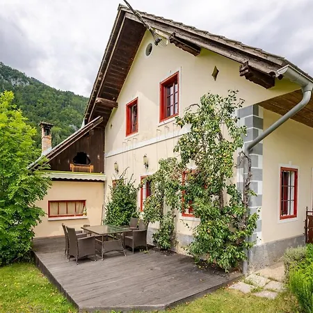 Bela Luna - Charming Garden Cottage Near Lake Bled Bohinjska Bela Exterior photo