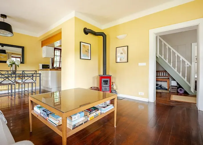 Bela Luna - Charming Garden Cottage Near Lake Bled